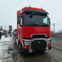 راننده خانم یا اقا پایه یک یا بیشتر کمک راننده