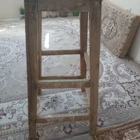 چهار پایه چوبی