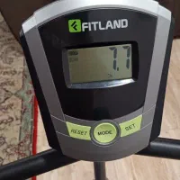 دوچرخه ثابت مبله فیتلند*چک دو ماهه هم میدم*