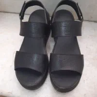 دوعدد صندل وکفش وارداتی