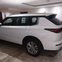 فروش اوتلندر ۲۰۲۶ m لاین در حد صفر پلاک دائم