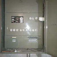 فروش دو دستگاه تابلو برقی بزرگ موتورخانه