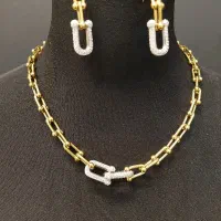 دعوت به همکاری فروشنده خانم باتجربه