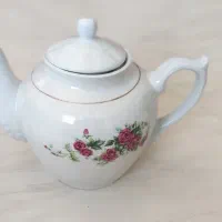 قوری گلسرخی