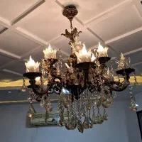 لوستر برنجی ۱۲ شعله ۶ شاخه گل لاله کریستال آویز