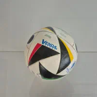 توپ فوتبال