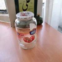 شیشه رب سالم تمیز با درب فلژی