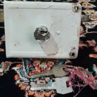 قفل حیاطی