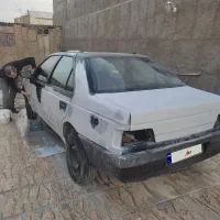 پژو 2000