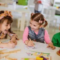 کلاس  مهارت های اجتماعی کودکان ۳ تا ۶ سال