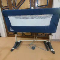 تخت کنار مادر زویه