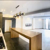 سنایی  ۱۰۵متر  ۱۰ساله  دلباز و خوش‌انرژی