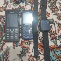 گوشی ساده وساعت دیجیتالی