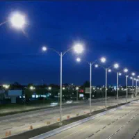 استخدام نیروی روشنایی معابر