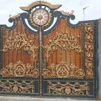 نقاشی ساختمان در پنچره وکناف ابزار سیمانی