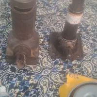 دوتا جک اصلی نیسان وبوق نیسان و دوتا چسب مزدا