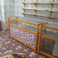 مقداری وسایل فروشی