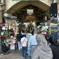 فروشند خانم