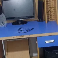 میز کامپیوتر و تحریر