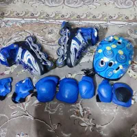 اسکیت رنگ ابی سایز 34تا38.