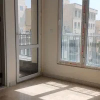 آپارتمان ۵۲متر یک خوابه  ۲پارکینگ بالکن نور مستقیم