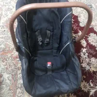 کریر، یا کالسکه نوزاد جنس عالی