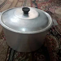 قابلمه مسی با قطر ۲۷ سانت در ارتفاع ۱۶سانت