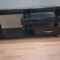 میز تلوزیون شیشه ای