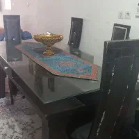 میز ناهار خوری رنگ قهوه ای