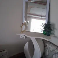 آینه وکنسول