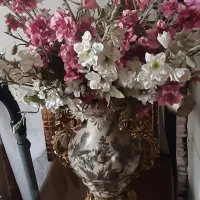 گل و گلدان کیش