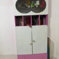تخت خواب و کمد