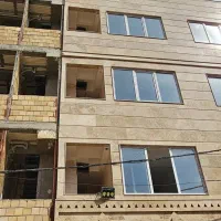 اپارتمان ۱۳۰ متری نوساز پارکینگ اختصاصی