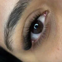 کاشت مژه