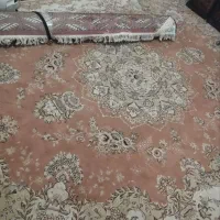 دو عدد فرش یکی ۱۲ متری و دیگری ۹ متری