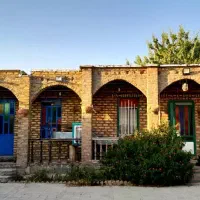 اقامتگاه بوم گردی کرد