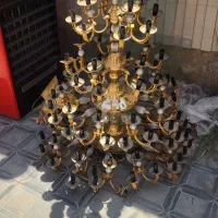 لوستر بزرگ برنجی آب طلا
