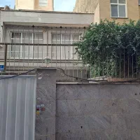 ۱۶۵ متر کلنگی/۳بر نور/ ۵ طبقه روی پیلوت