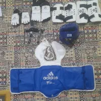 لباس و وسایل تکواندو و بدنسازی و شنا و سالن ورزش