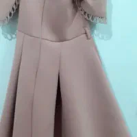 عروسکی|لباس|اسلام‌شهر, زرافشان|دیوار