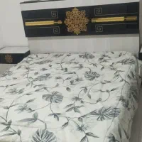 تخت خواب دو نفره بسیار جا دار