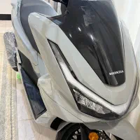 Pcx160ccصفر