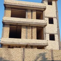 بنا کار ساختمان سازی با مصالح و بدون مصالح