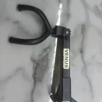 پایه دیواری گیتار ونوس 180  درجه