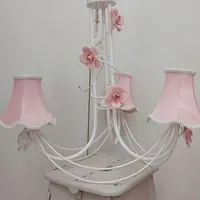 لوستر اتاق