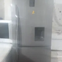 سلام فریزر درحد خشک نو آبسردکن یخسازدیجیتالی داره