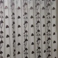 پرده حریر گلدوزی شده برجسته