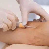 تزریقات و سرم تراپی پرستار در منزل مهاباد