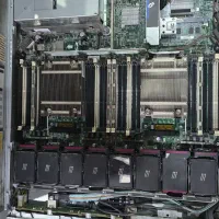 سرور DL 360 g8
