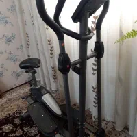 دوچرخه ثابت و اسکی فضایی